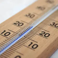 Przy jakiej temperaturze należy włączyć ogrzewanie, aby uniknąć zimna?
